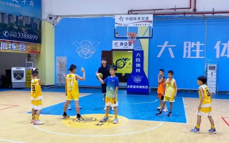 廣東河源體彩少兒籃球培訓(xùn)班：結(jié)營不散場，夢想正啟航