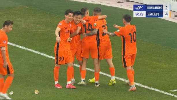 玉昆4-2領(lǐng)先新鵬城！杜加利奇冒頂，徐宏杰得球抽射破門