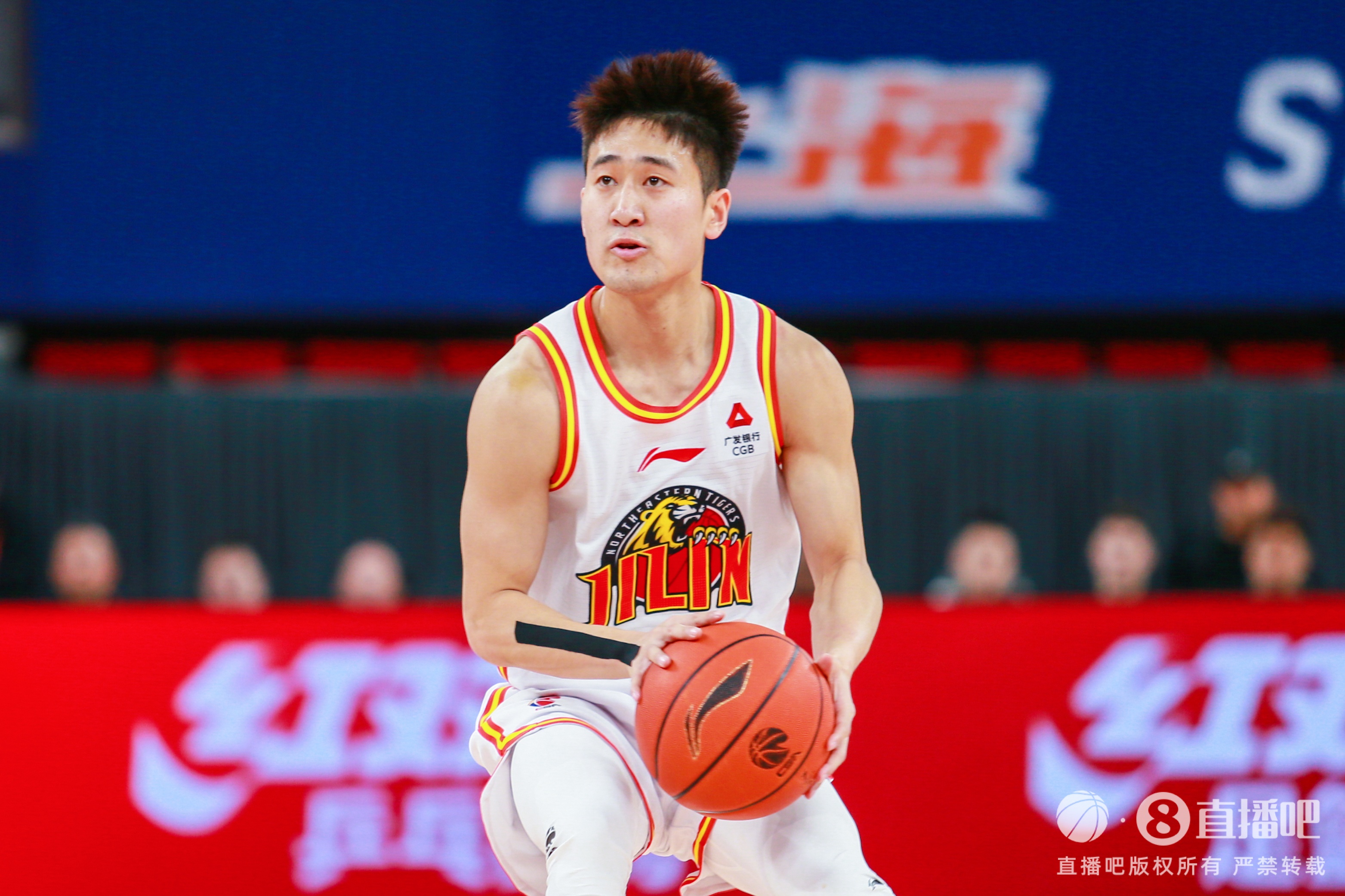 效率不高！姜偉澤13中5拿到14分 三分9中2