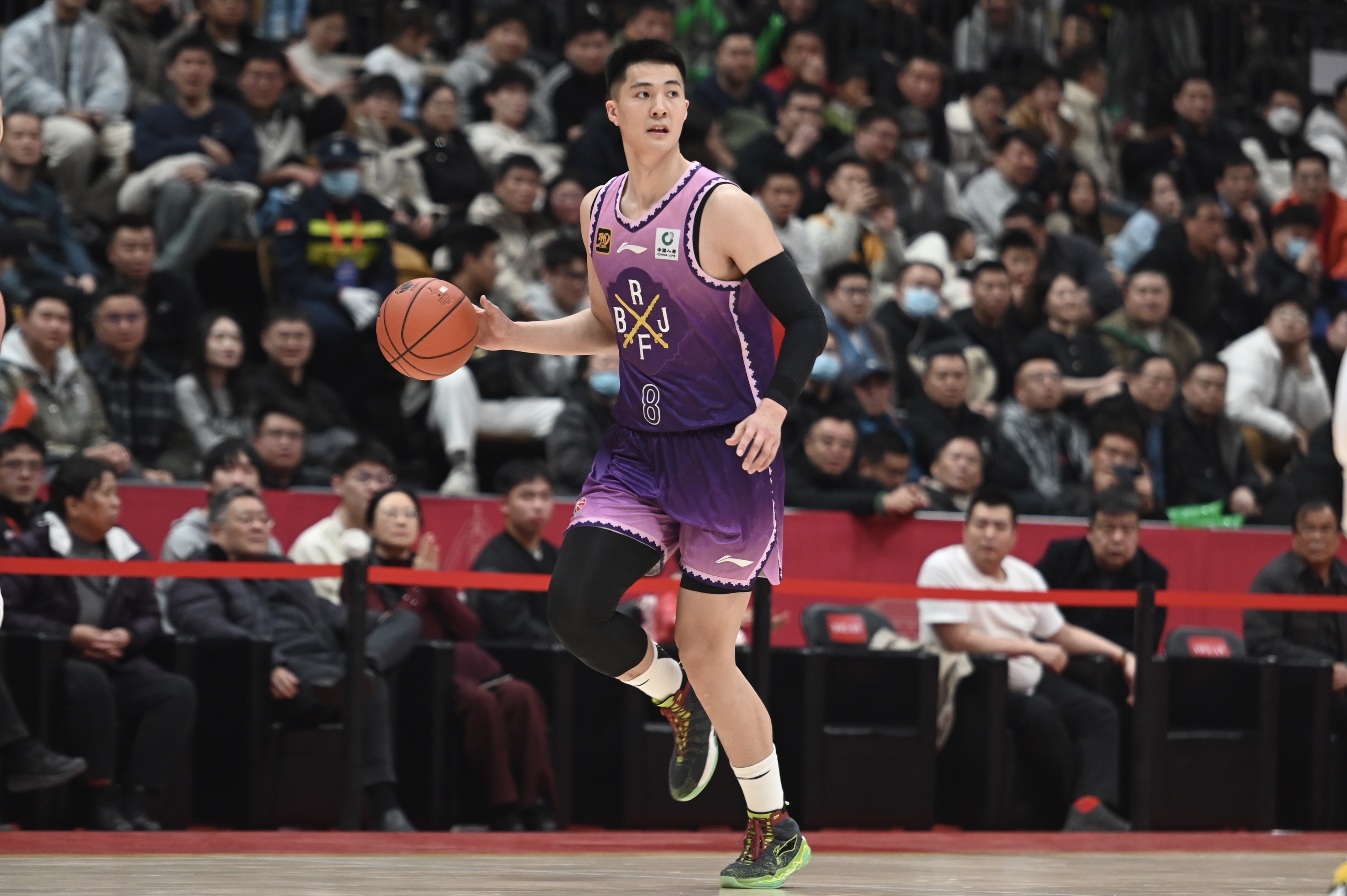 打得不錯！朱松瑋半場6中3&三分2中1拿7分&搶下7個籃板